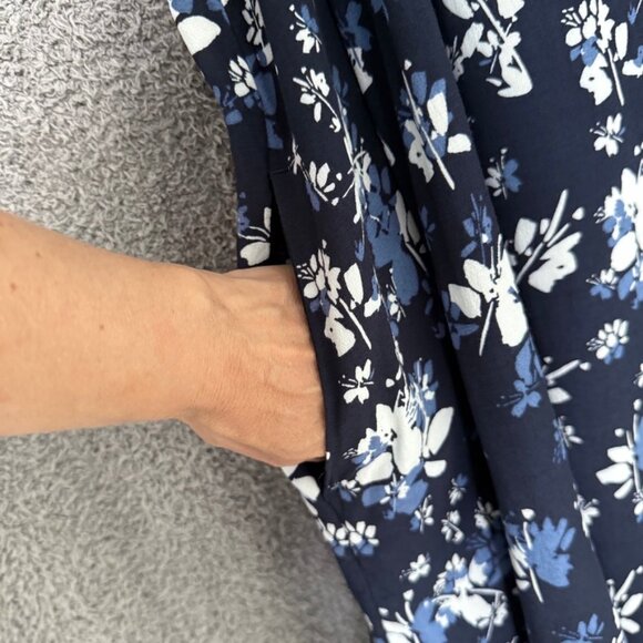 GAP Floral Print Raglan Sleeved Shift Dress - Picture 9 of 11